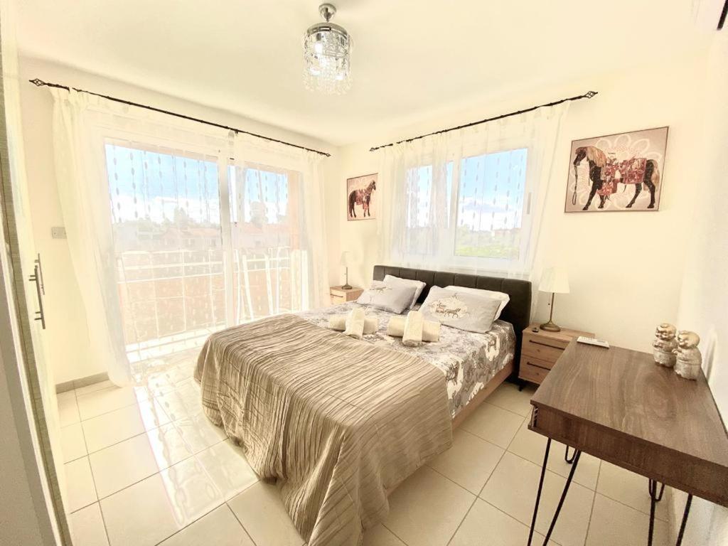 Nissi 3 View Holiday 2 Bedroom Apartment Ayia Napa Exterior photo